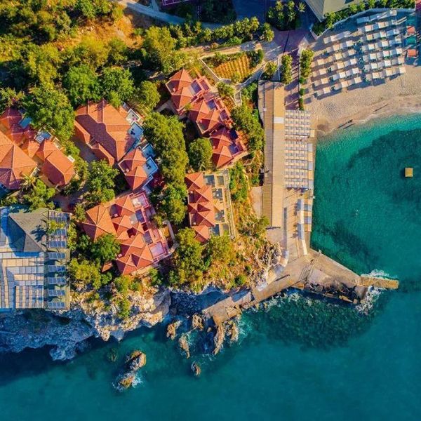 Senza Garden Holiday Club