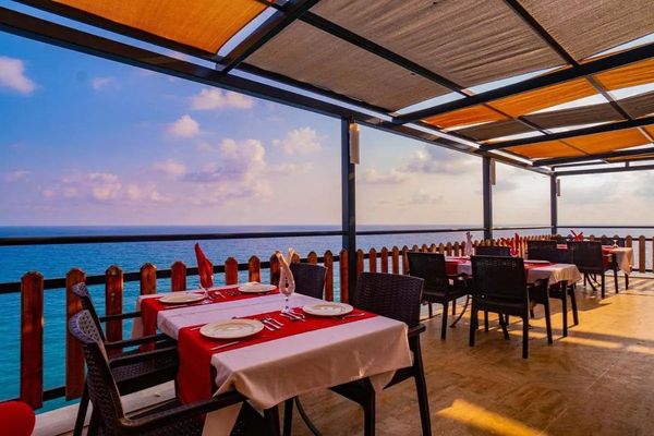 Senza Garden Holiday Club