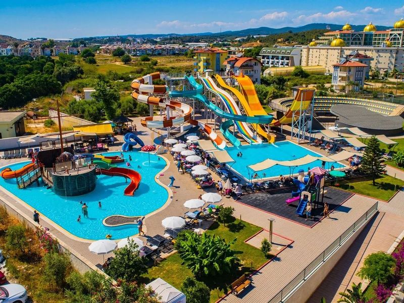 Senza The Inn Resort &amp; Spa