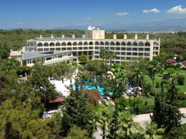 Serra Park (ex Side Ally) 4*