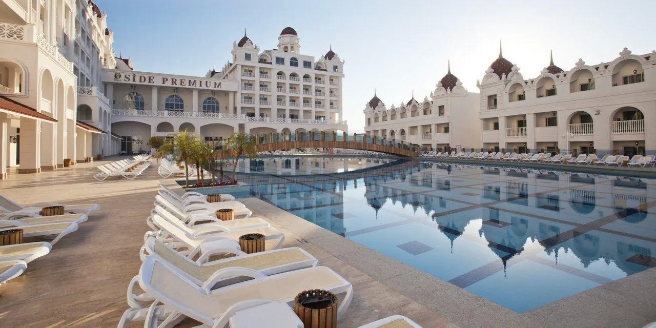 Side Premium by OZ Hotels