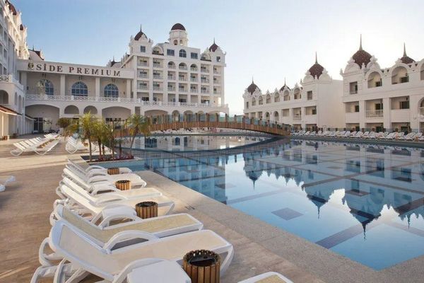 Side Premium by OZ Hotels