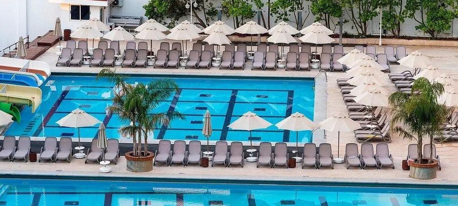 Side Premium by OZ Hotels