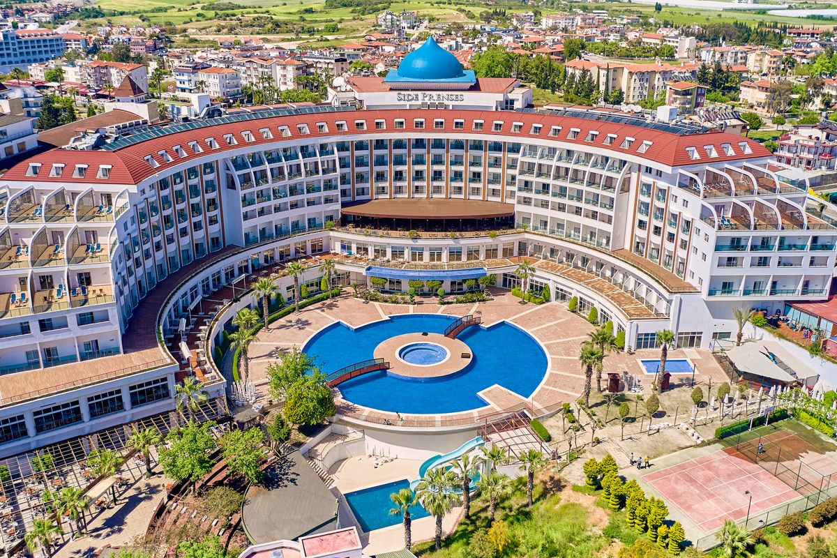 obiekt, budynek główny, teren hotelu, wakacjepl