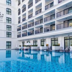 Side Royal Style ex Side Royal Luxury