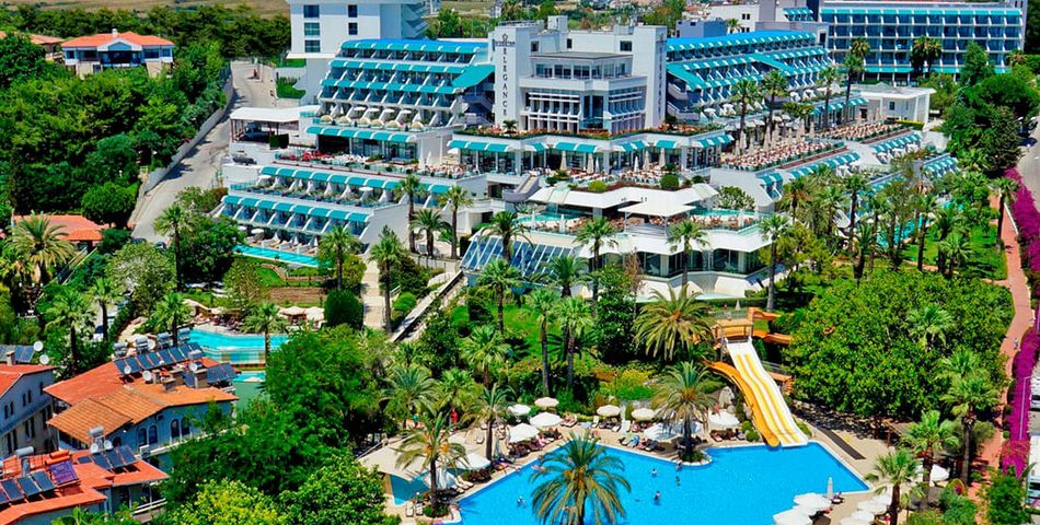 obiekt, teren hotelu