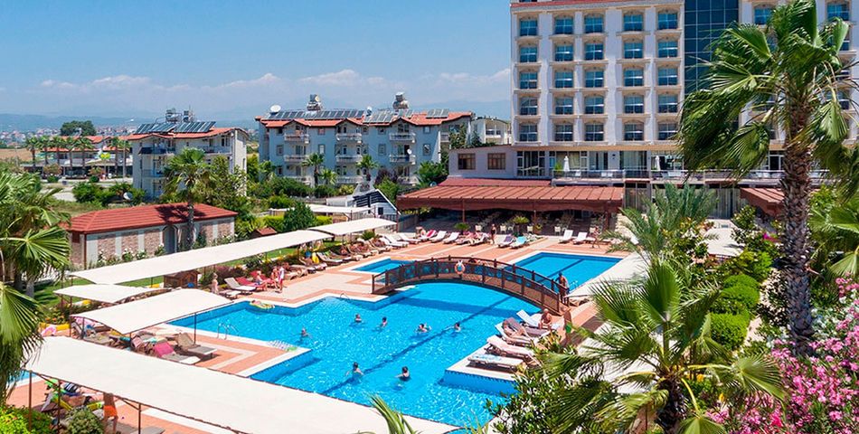 obiekt, teren hotelu, basen