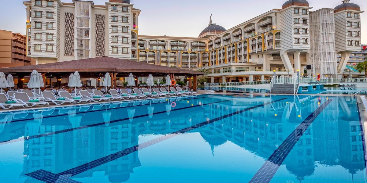 Turcja na 7 dni w kwietniu: 5⋆ hotel od 3 172 zł (aktualizacja ceny)