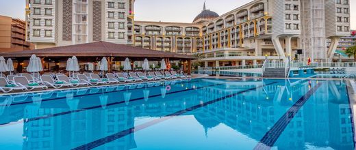 Kirman Sidera Luxury & Spa