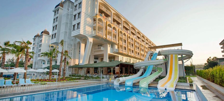 Kirman Sidera Luxury & Spa