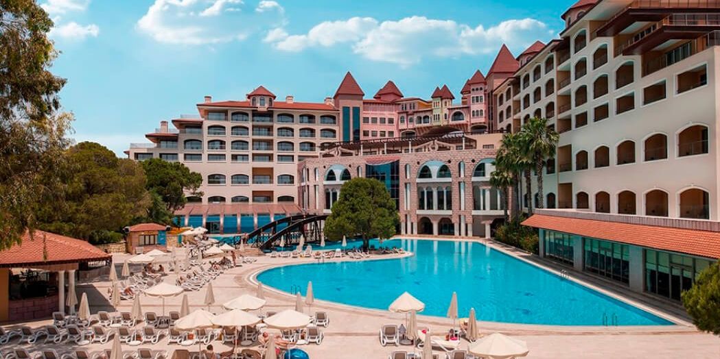 Turcja na 7 dni w grudniu: 5⋆ hotel od 3 847 zł