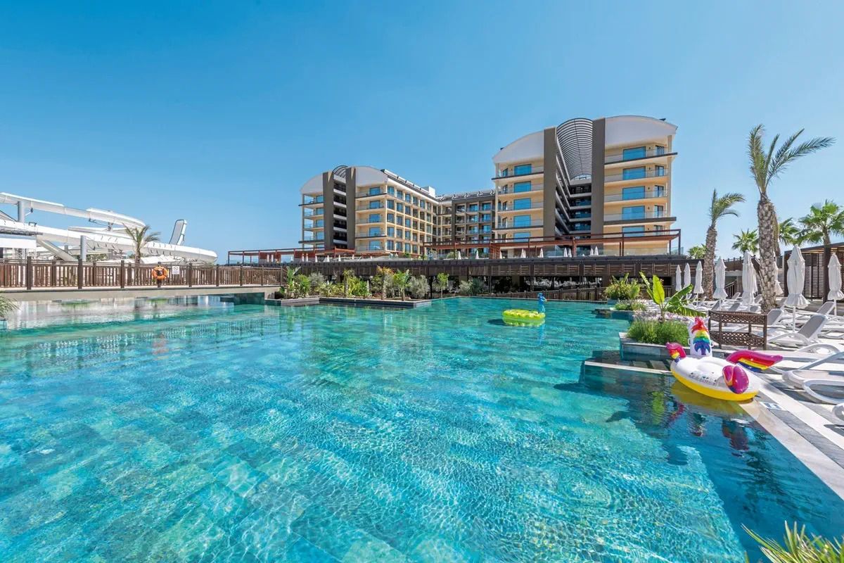 Sorgun Akadia Luxury - basen