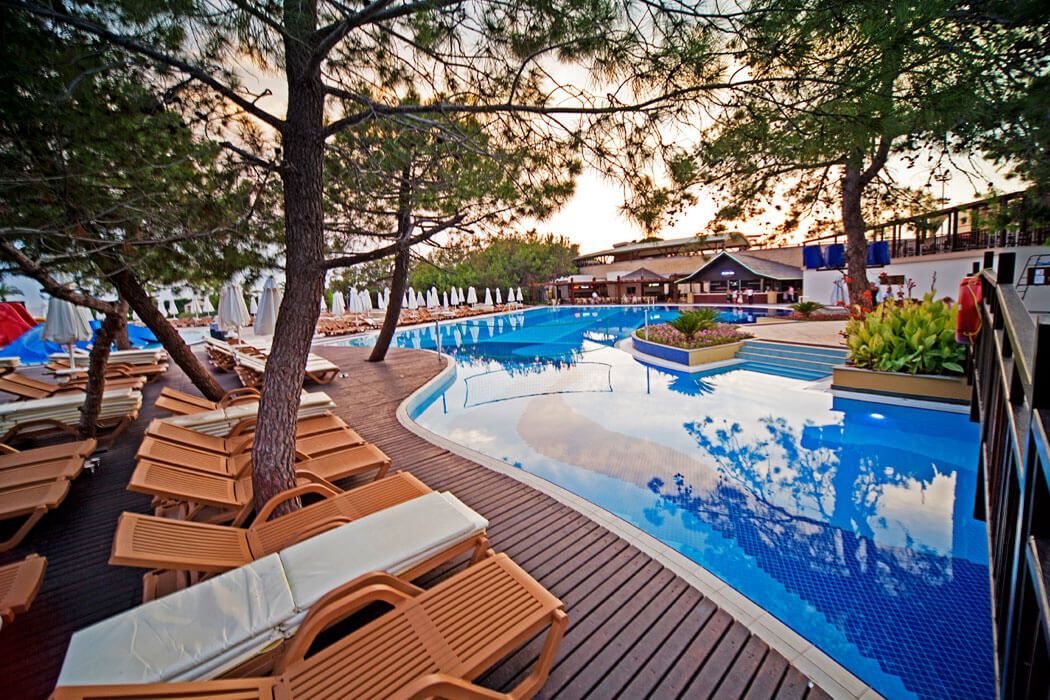 Sueno Beach Side - basen