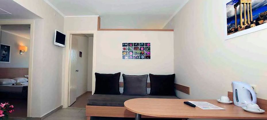 Sun City Side (ex. Sun City Apartments)