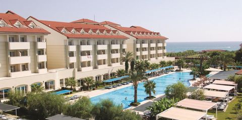 obiekt, budynek główny, teren hotelu, basen, plaża