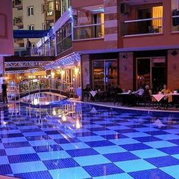 Tac Premier & Spa