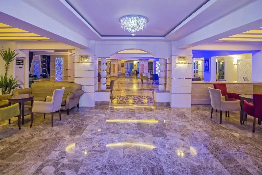 Tac Premier & Spa - recepcja / lobby