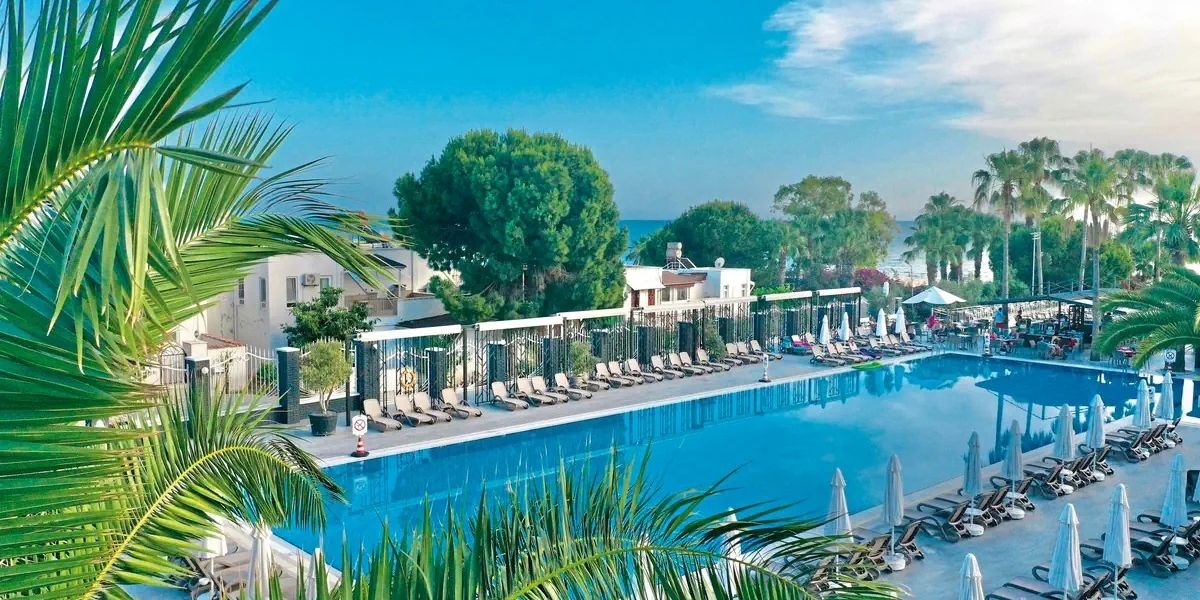 Turcja na 7 dni w marcu: 4⋆ hotel od 2 544 zł