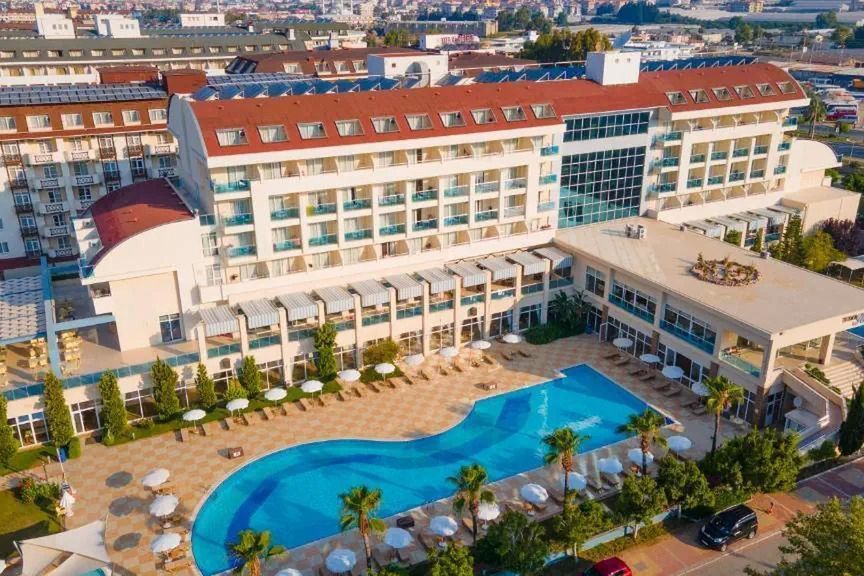 Titan Select - obiekt