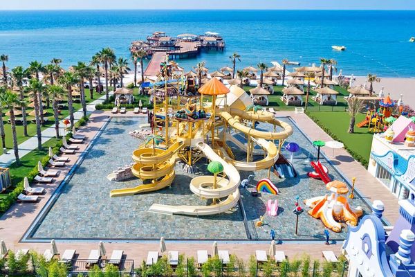 Titanic Mardan Palace