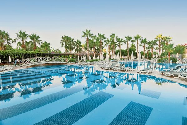 Trendy Palm Beach (Side)