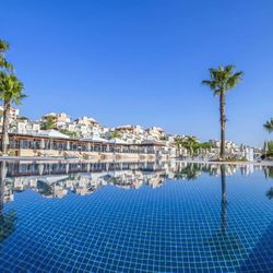 Unique Residence Golf Spa