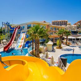 Unique Residence Golf Spa