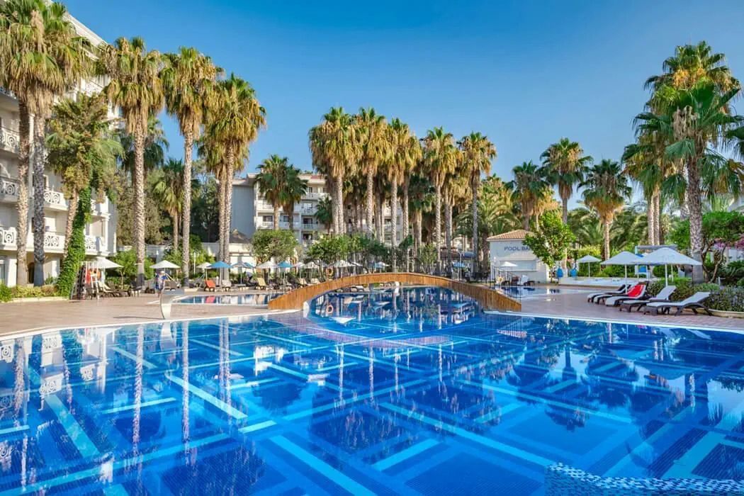 Utopia Resort & Residence (ex Alara Park) - basen