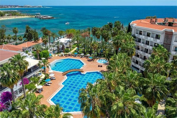 Utopia Resort Residence ex Alara Park