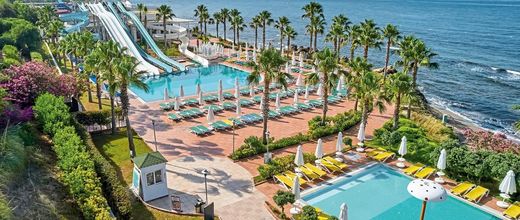 Vikingen Infinity Resort & Spa