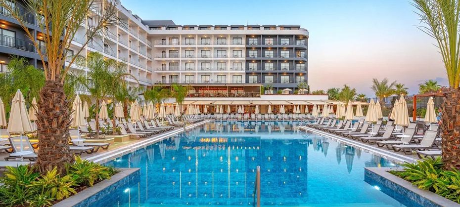 Vox Maris Resort