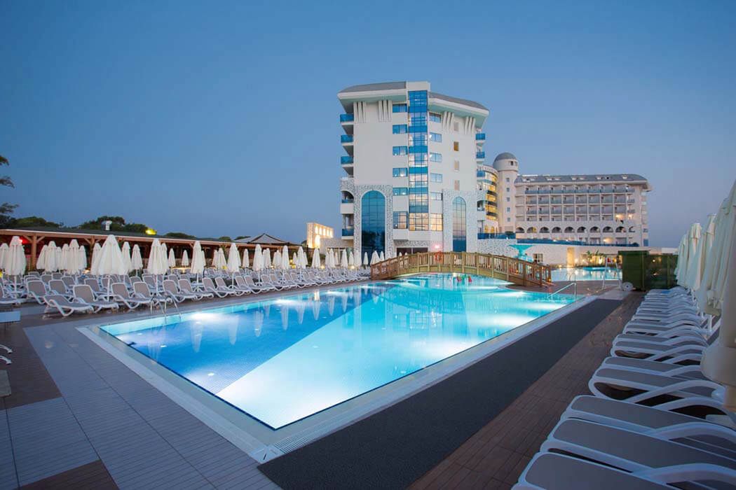 Water Side Resort & Spa - basen