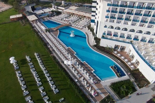 Water Side Resort & Spa