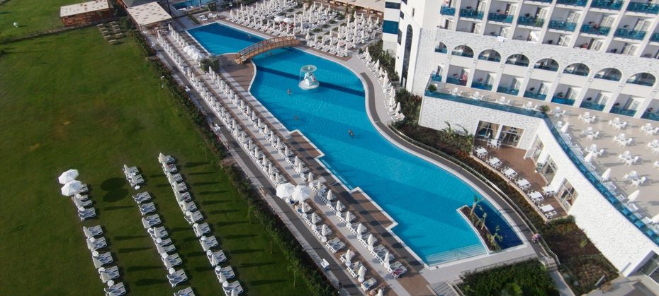 Water Side Resort & Spa