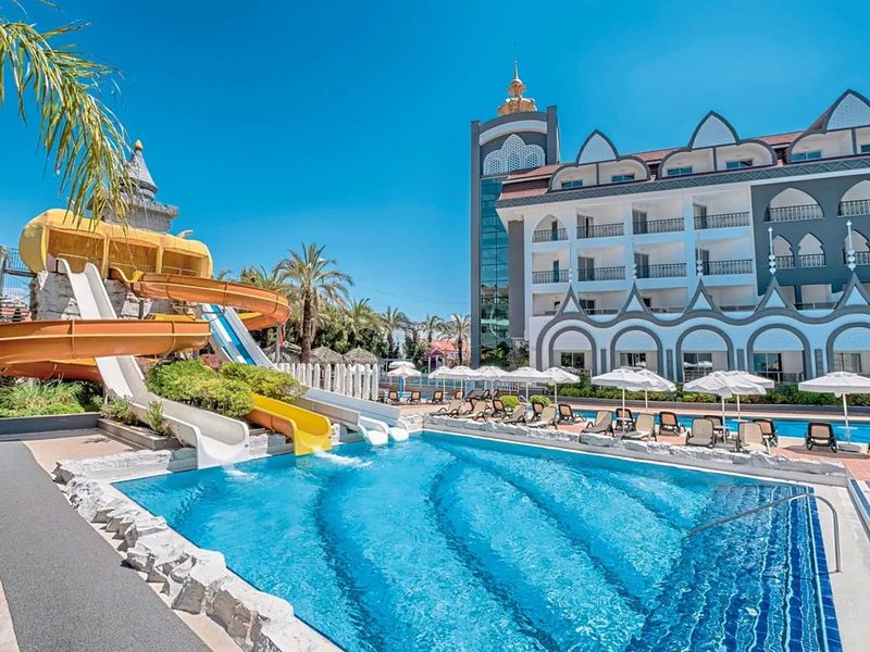 Well Palace Side (ex. Side Crown Charm Palace) 5*