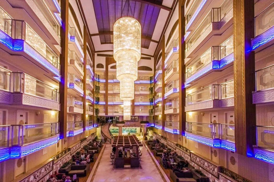 White Gold - recepcja / lobby