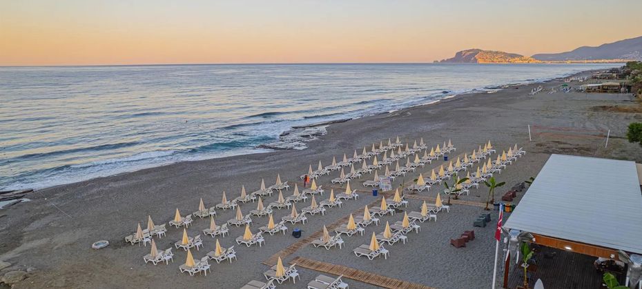 World Star Beach Resort & Spa