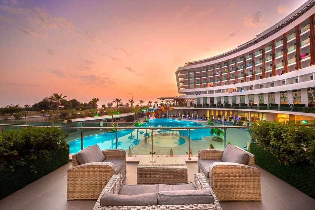 Xoria Deluxe - teren hotelu