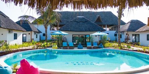 obiekt, teren hotelu, basen