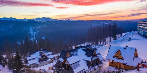 obiekt, budynek główny