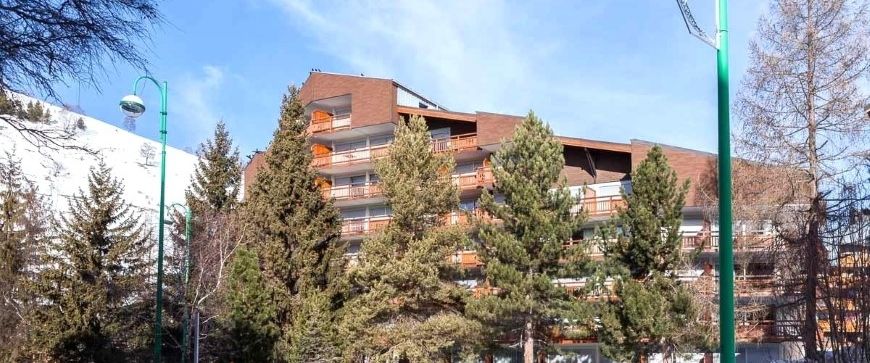 obiekt, budynek główny