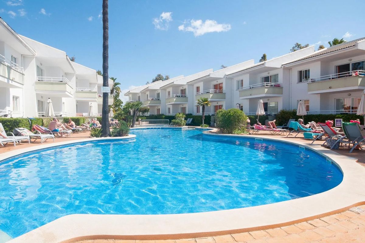 obiekt, teren hotelu, basen