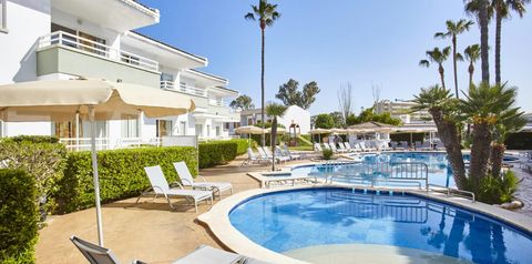 obiekt, teren hotelu, basen