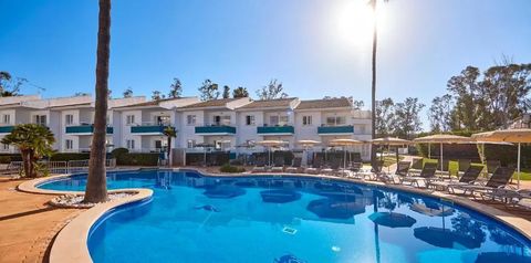 obiekt, teren hotelu, basen