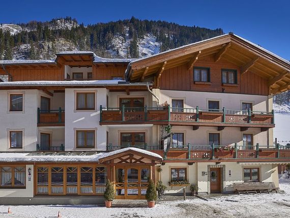 Unterkramerhof 3*