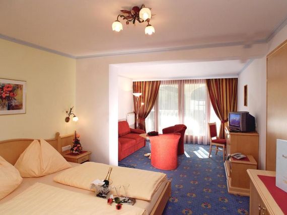 Urslauerhof Berg &amp;amp; Spa 4*