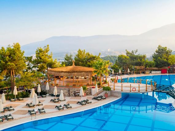 teren hotelu, basen