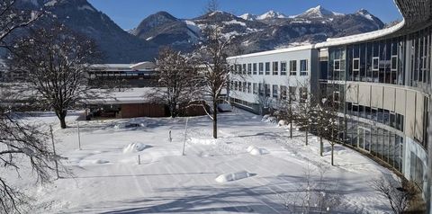 budynek główny, obiekt