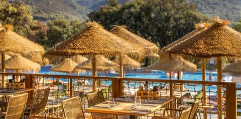 basen, restauracja, góry