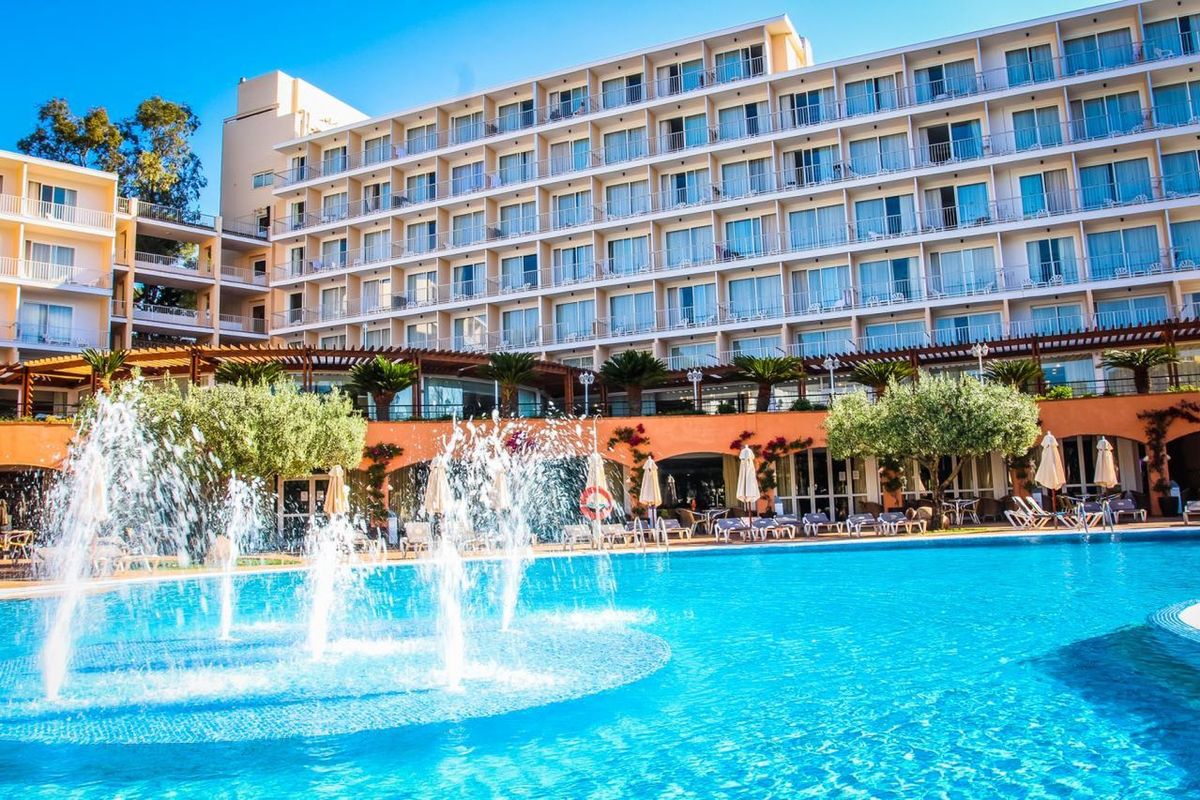 obiekt, teren hotelu, basen